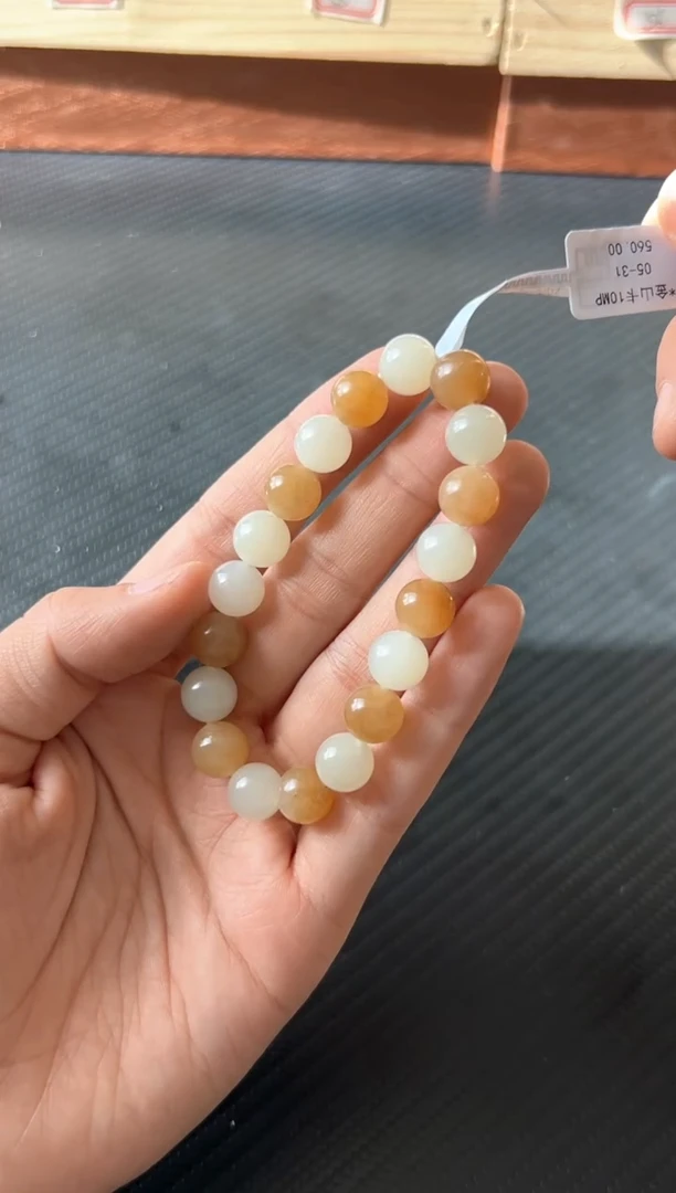 未镶嵌手串和田玉且末微色差金山卡10 MP