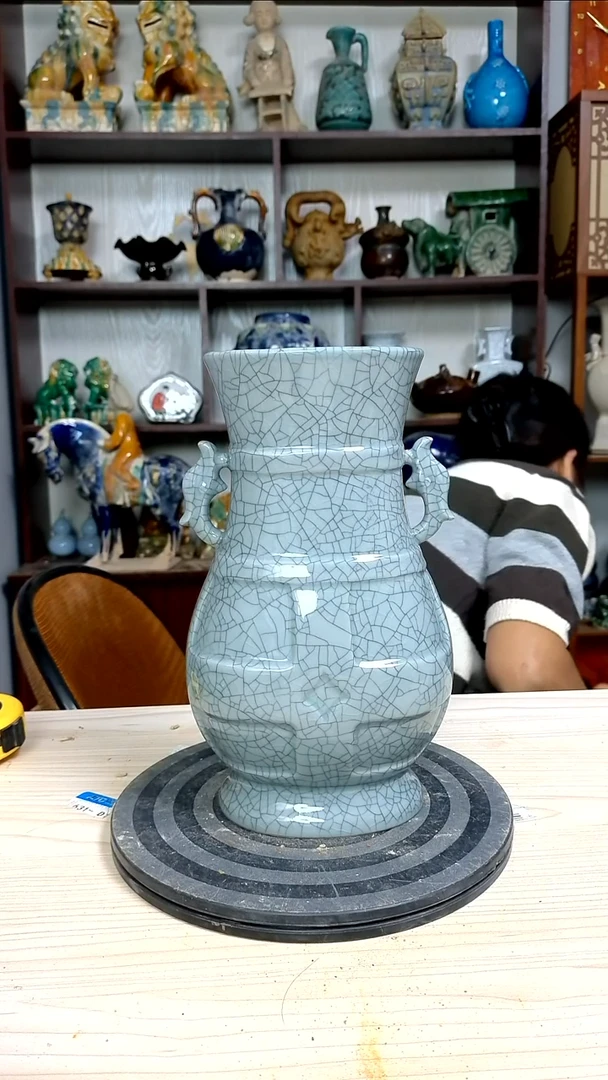 经典精美复古风格瓷器