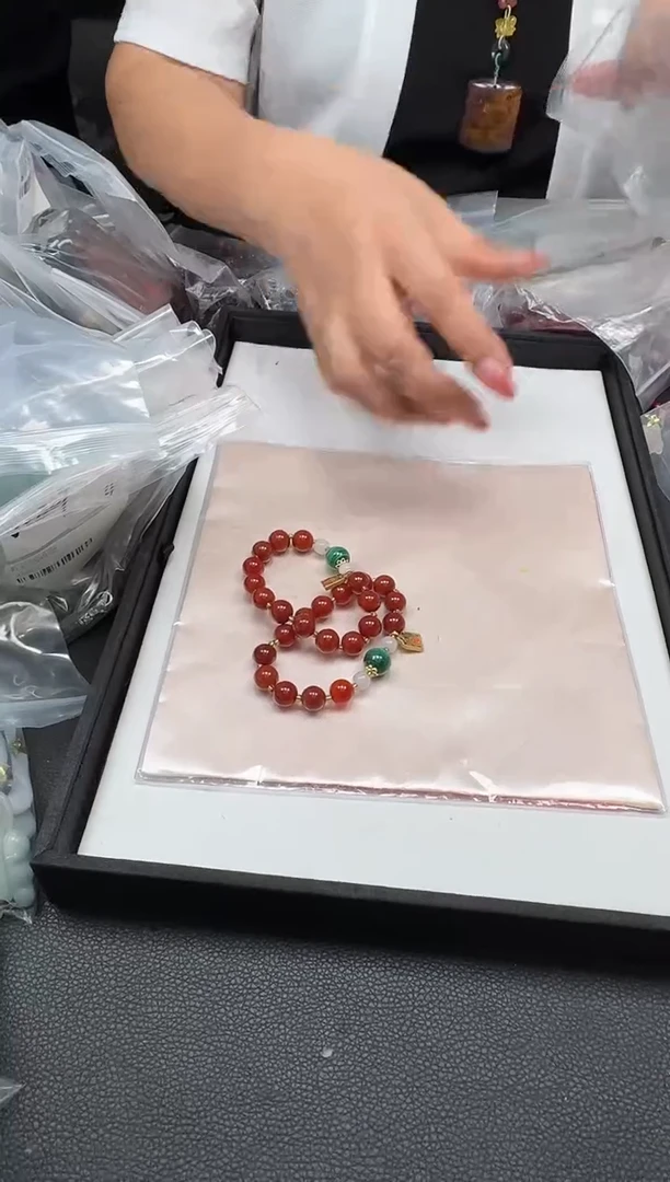 未镶嵌颈饰玛瑙/玉髓6