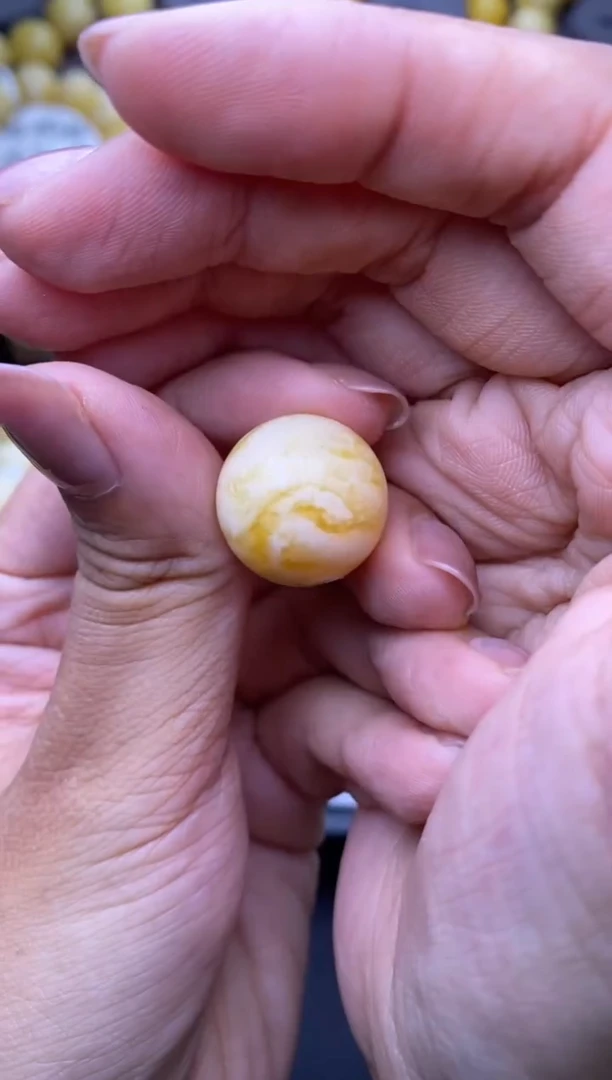 裸石琥珀未镶嵌大小姐珠宝114