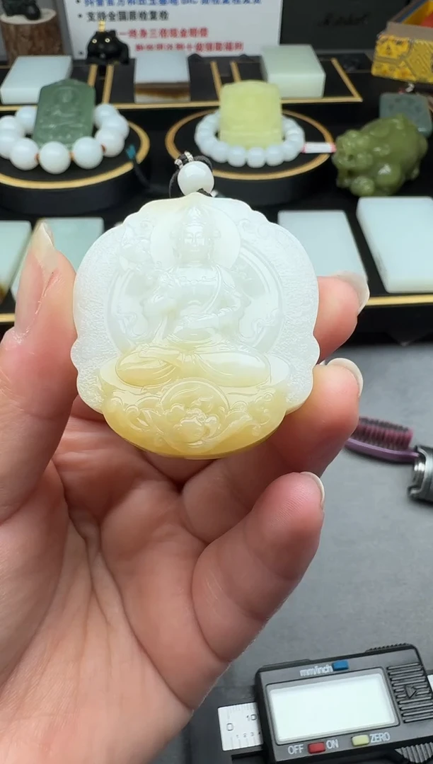 颈饰未镶嵌和田玉4