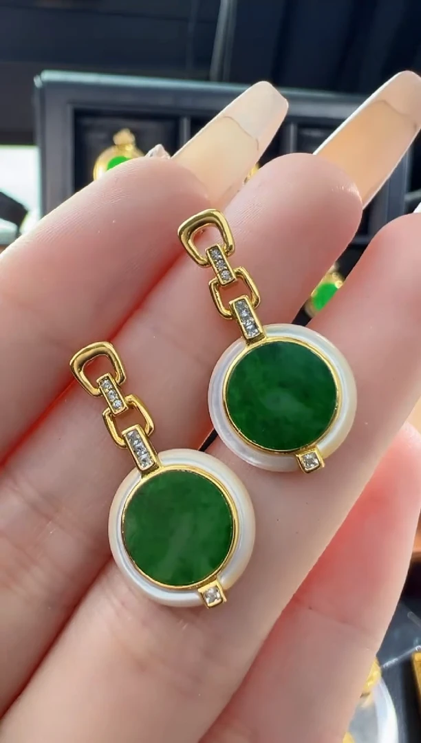 【闪购商品】翡翠耳饰银S925镀金镶嵌天然缅甸翡翠A货耳钉