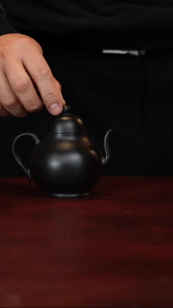 茶壶紫砂吴勤芳--手工--思婷