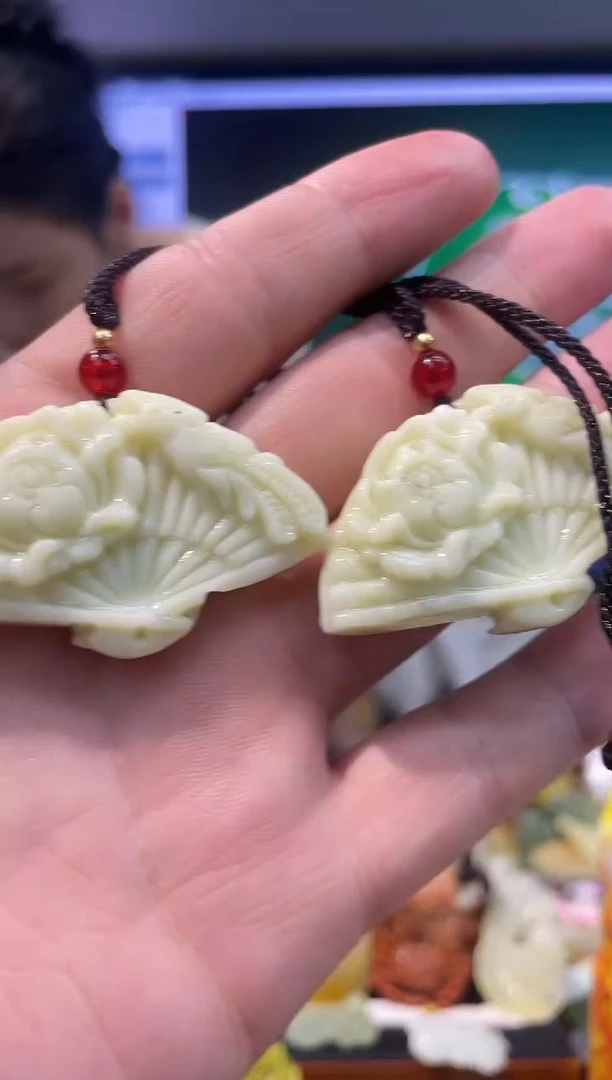 【闪购商品】岫玉吊坠未镶嵌多样性发货*拍一发一