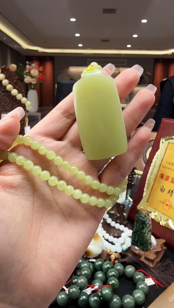 颈饰未镶嵌和田玉hk