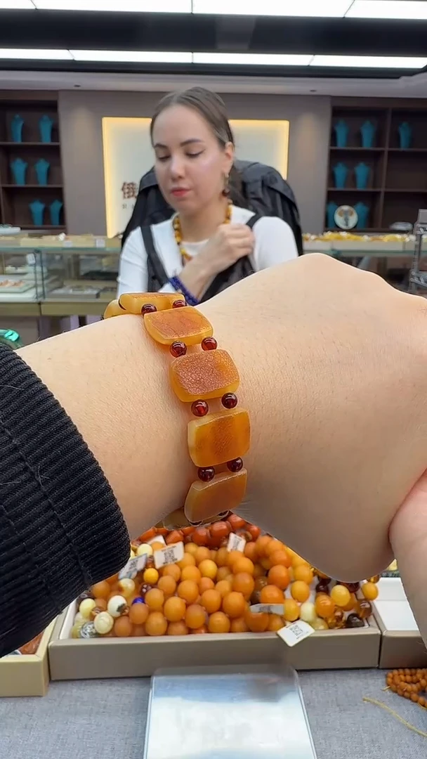 手链琥珀未镶嵌58秒拍号 假一罚三