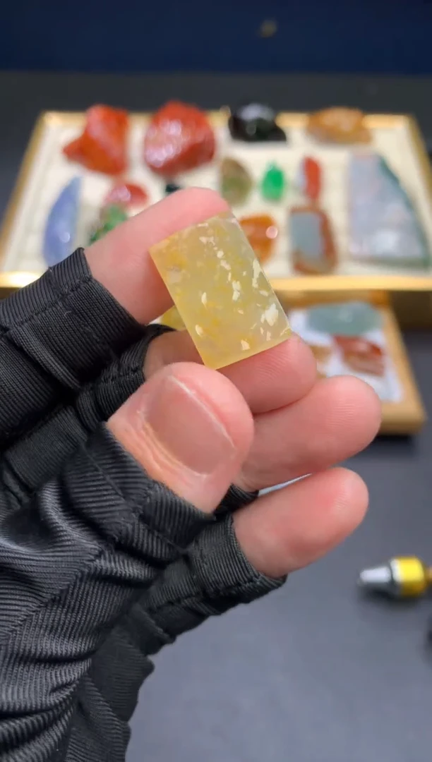 【闪购商品】定制翡翠未镶嵌
