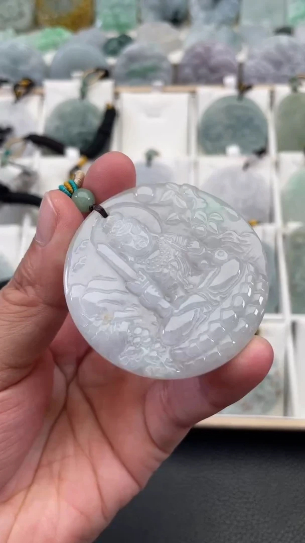 颈饰未镶嵌翡翠天然缅甸翡翠A货68