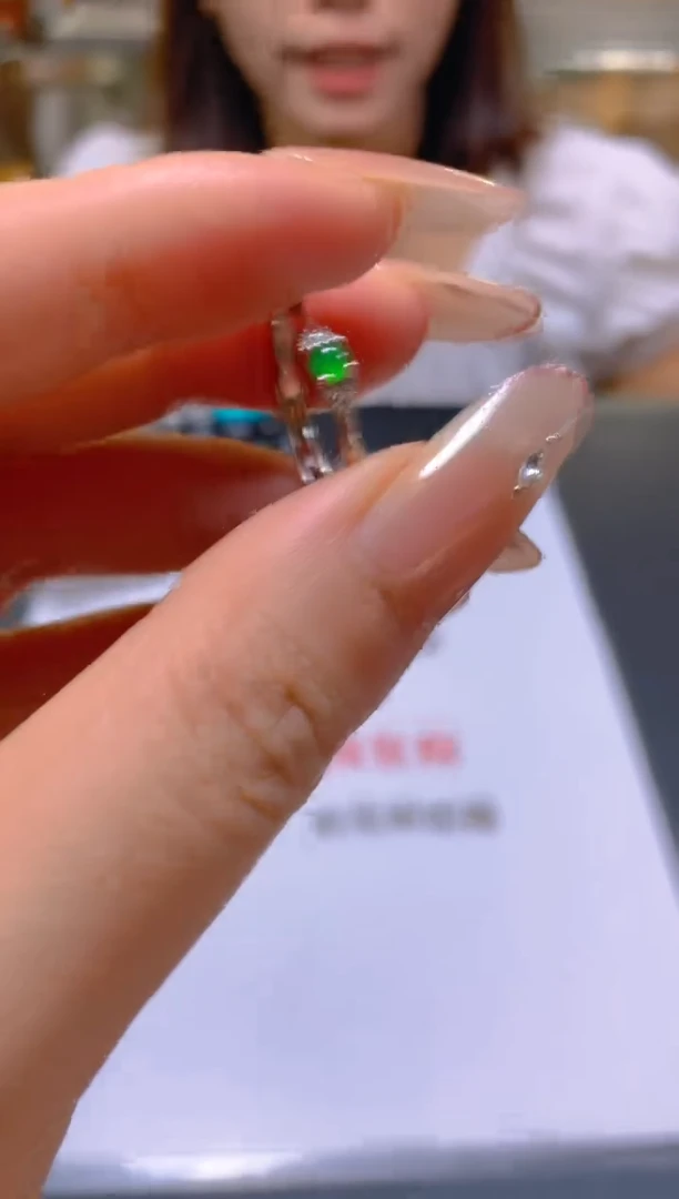 未镶嵌戒指翡翠多样性发一