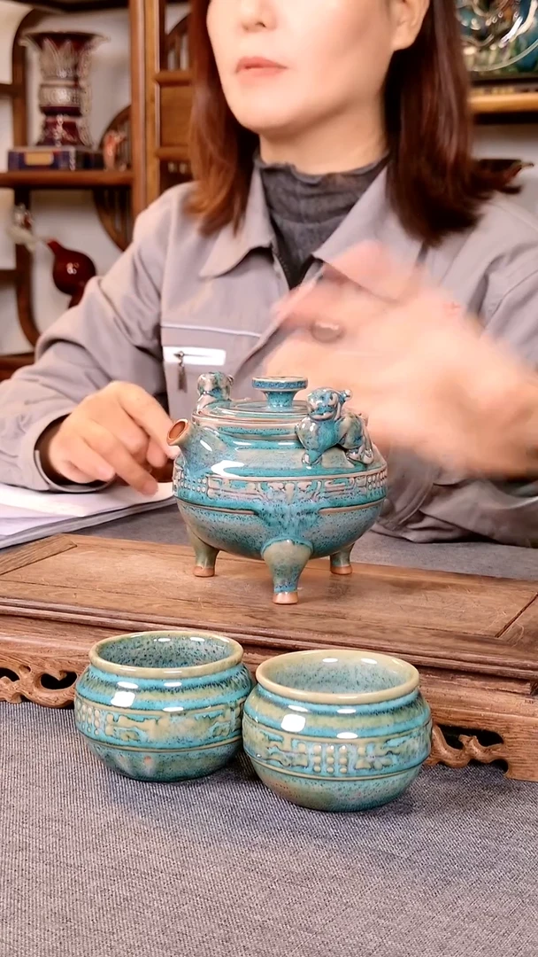 瓷片虎贲壶单壶 土魂钧瓷