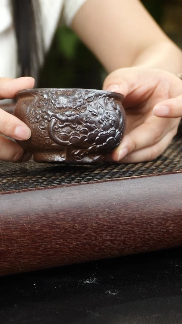 茶杯紫砂柴烧尊逸杯