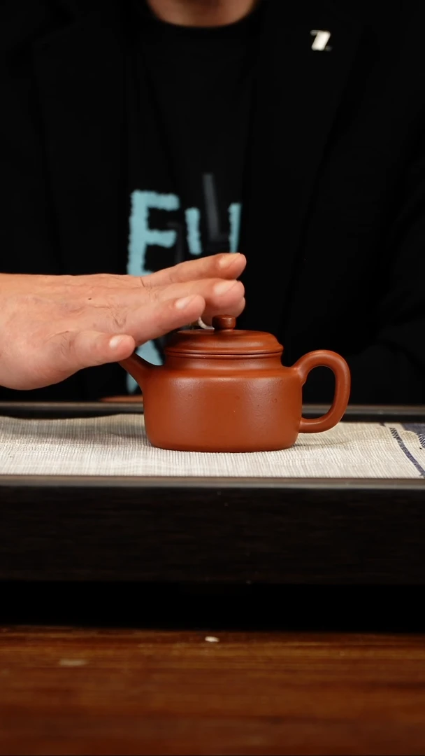 茶壶紫砂朱泥德中