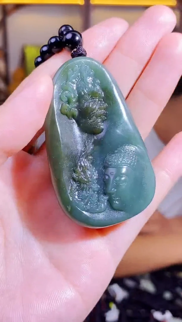颈饰未镶嵌和田玉1
