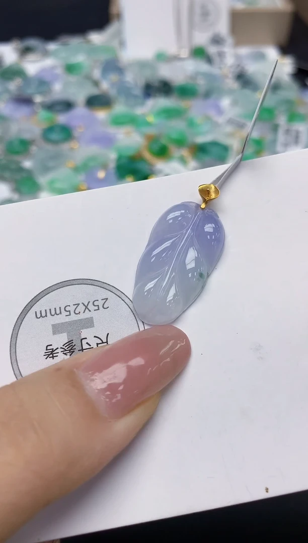 颈饰18K金镶嵌翡翠天然缅甸a货翡翠百元以上9元证书费自理