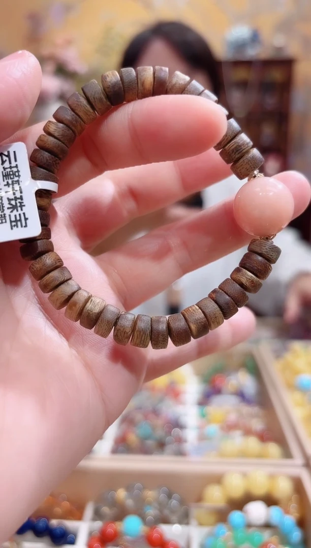 未镶嵌欧泊手串设计款珠串