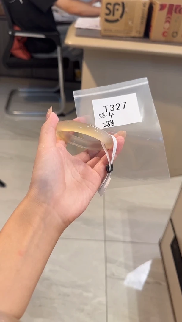 玛瑙/玉髓手镯未镶嵌小***蛋T327