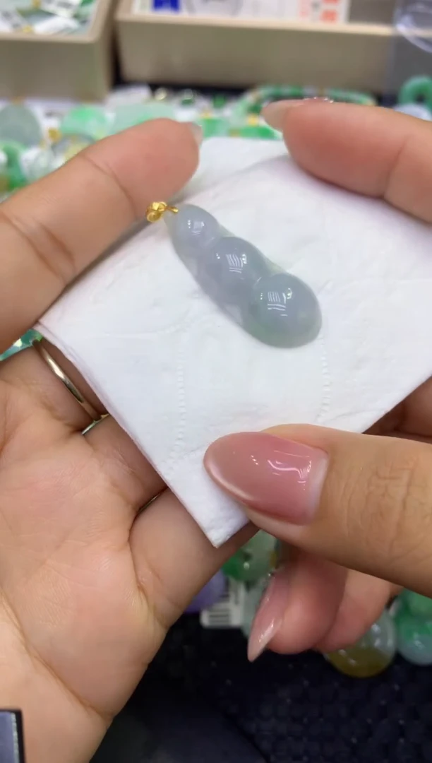 颈饰未镶嵌翡翠天然缅甸A货翡翠