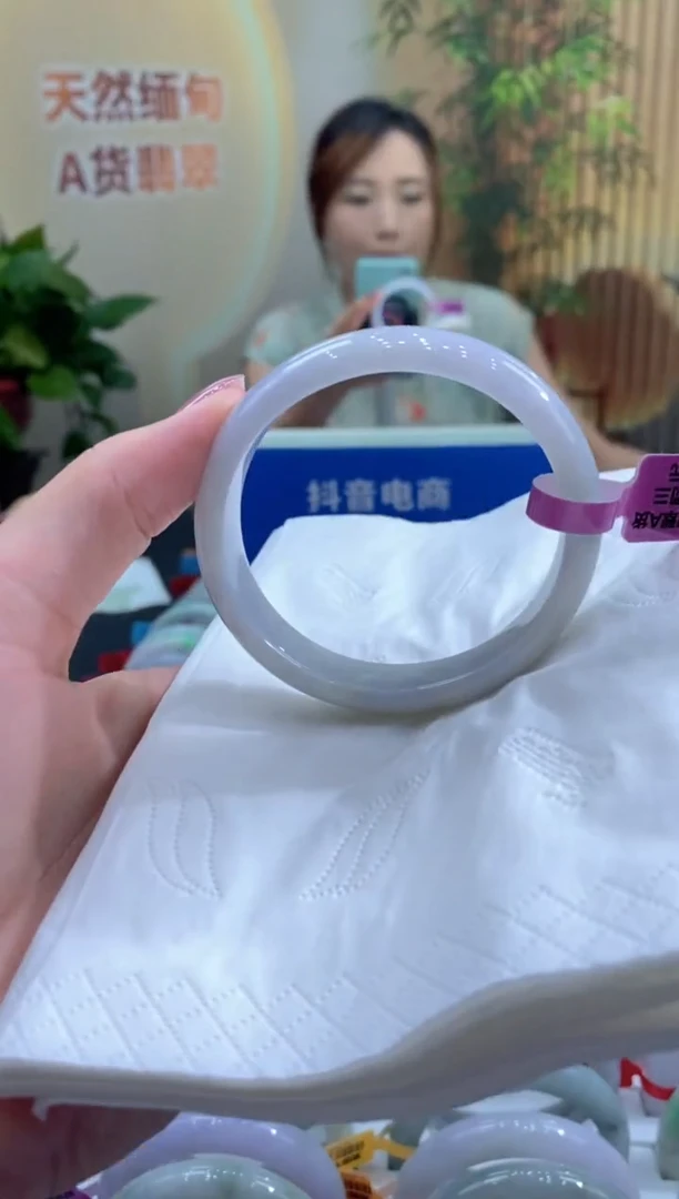 翡翠手镯未镶嵌000037913