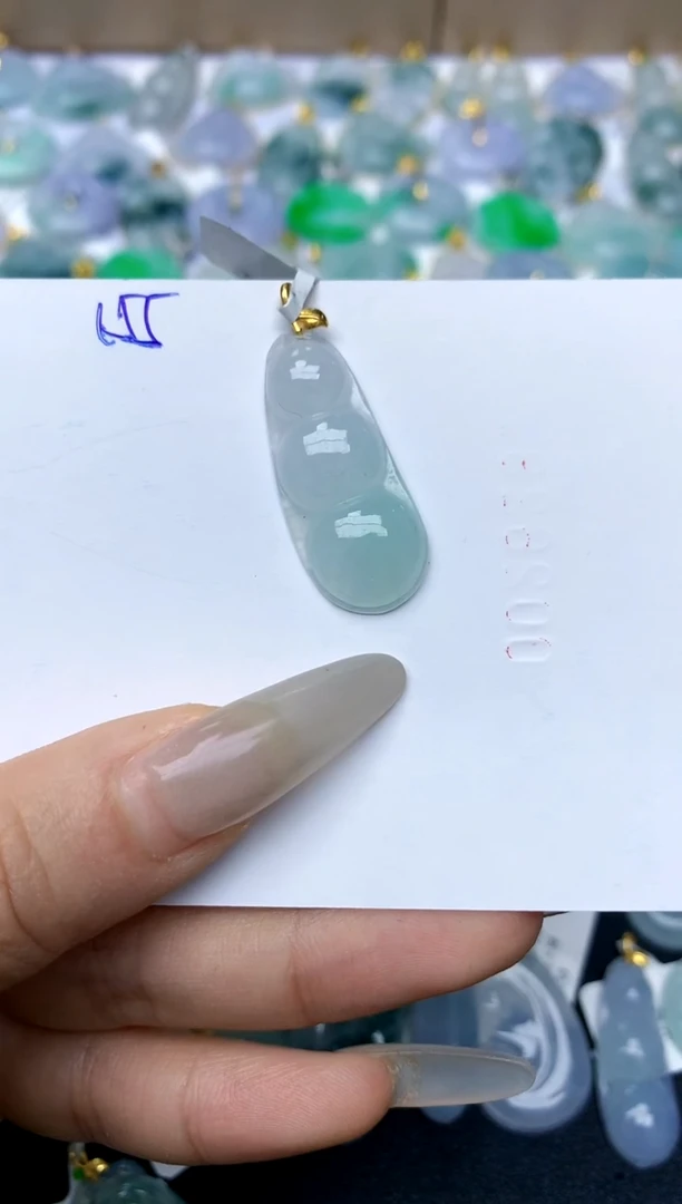 【闪购商品】翡翠颈饰18K金镶嵌天然A货翡翠