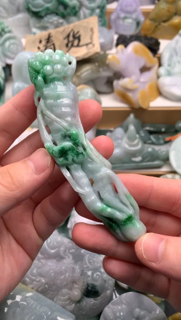 吊坠(不含链)未镶嵌翡翠1