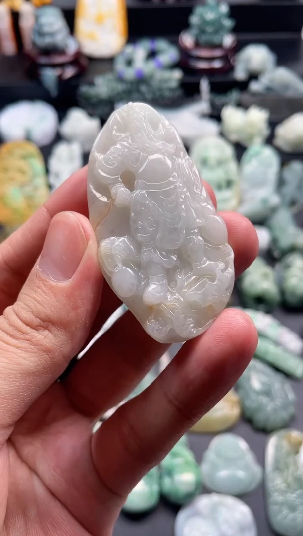 颈饰未镶嵌翡翠36  天然翡翠a货  关羽