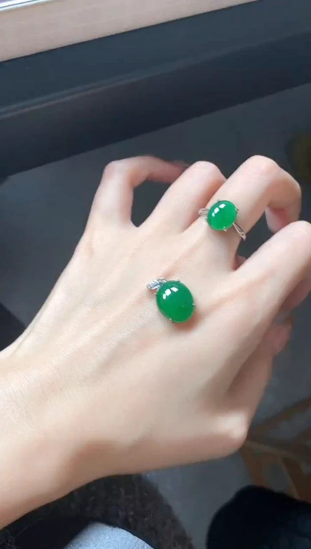 银S925镶嵌戒指翡翠15511