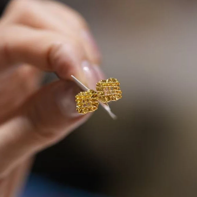 【巧玲专属】足金999花丝方糖耳钉 经典时尚百搭 2.14