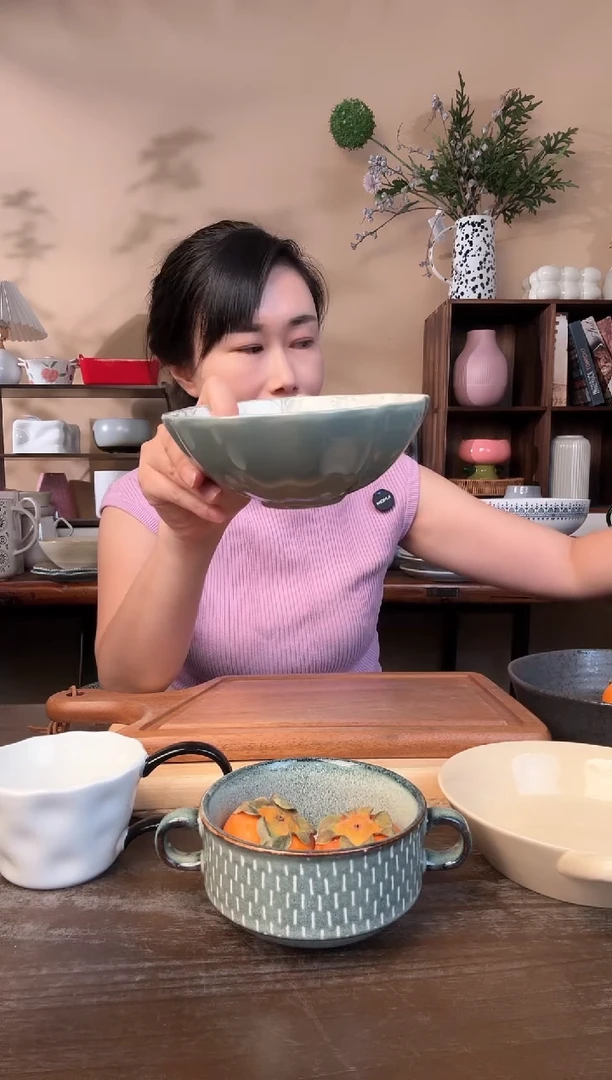 6.3英寸花边花碗微瑕