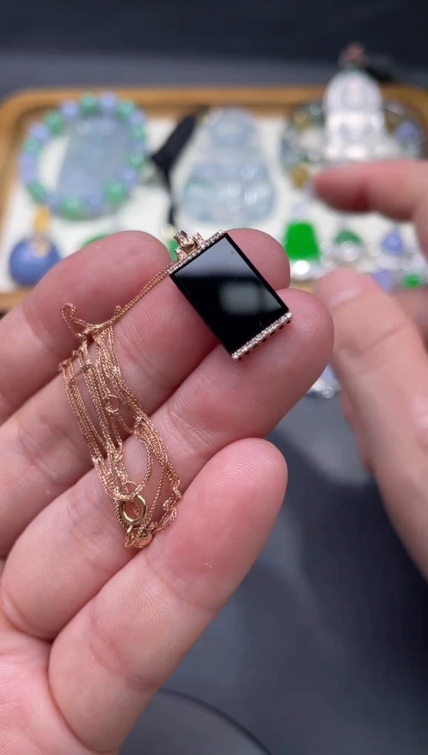 【闪购商品】翡翠颈饰18K金镶嵌46..........