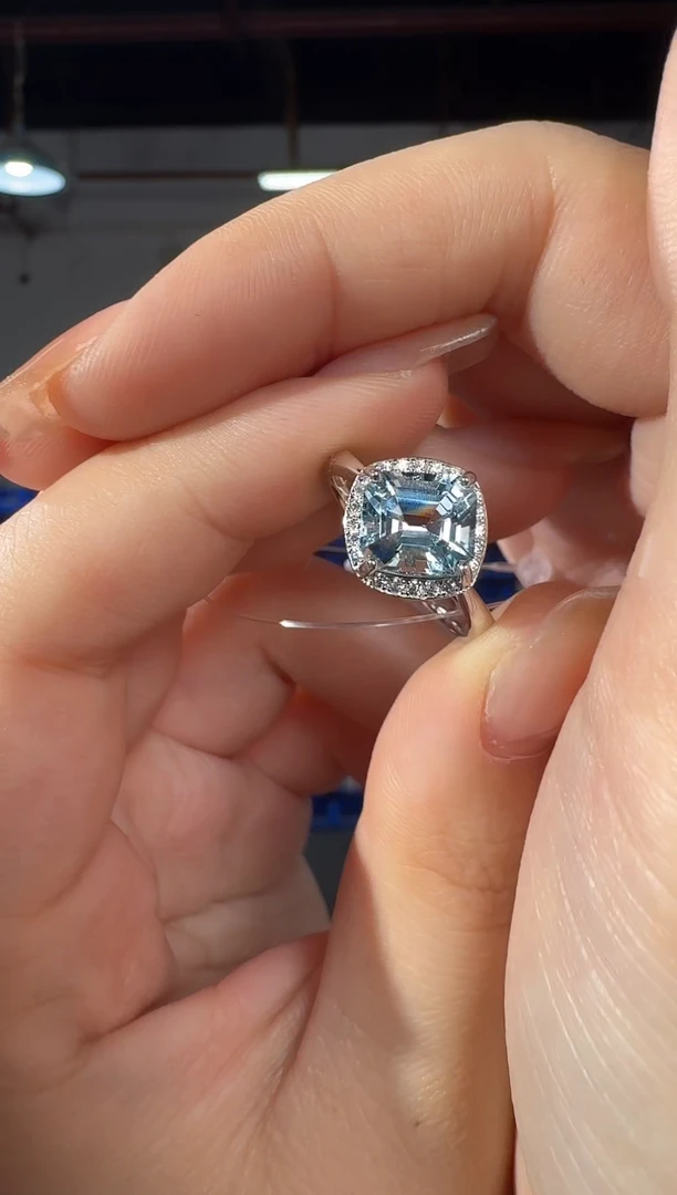 海蓝宝石颈饰银S925镶嵌戒指