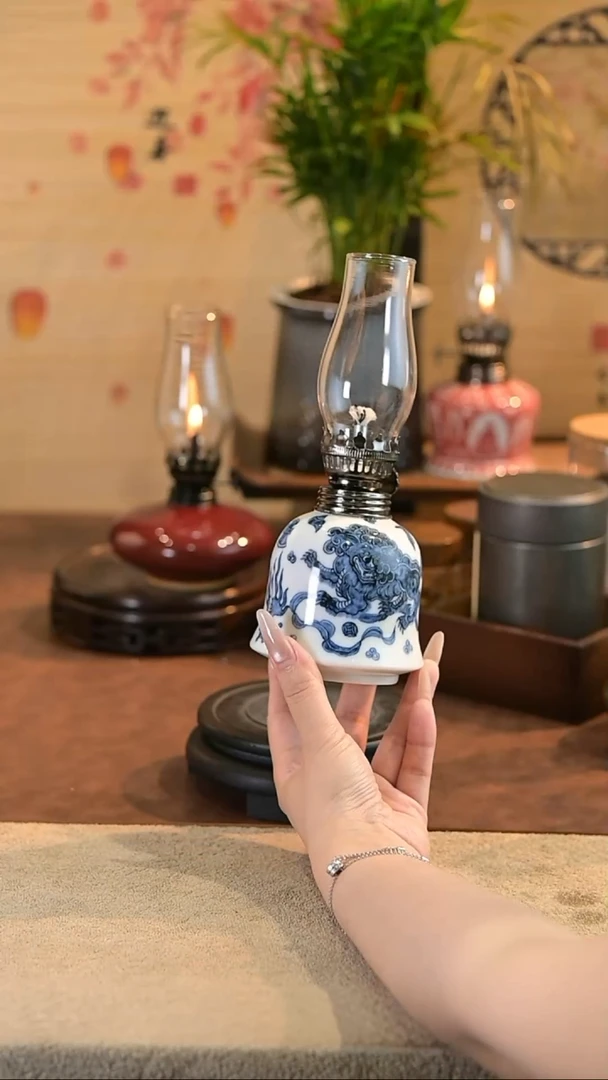 景德镇陶瓷油灯摆件///