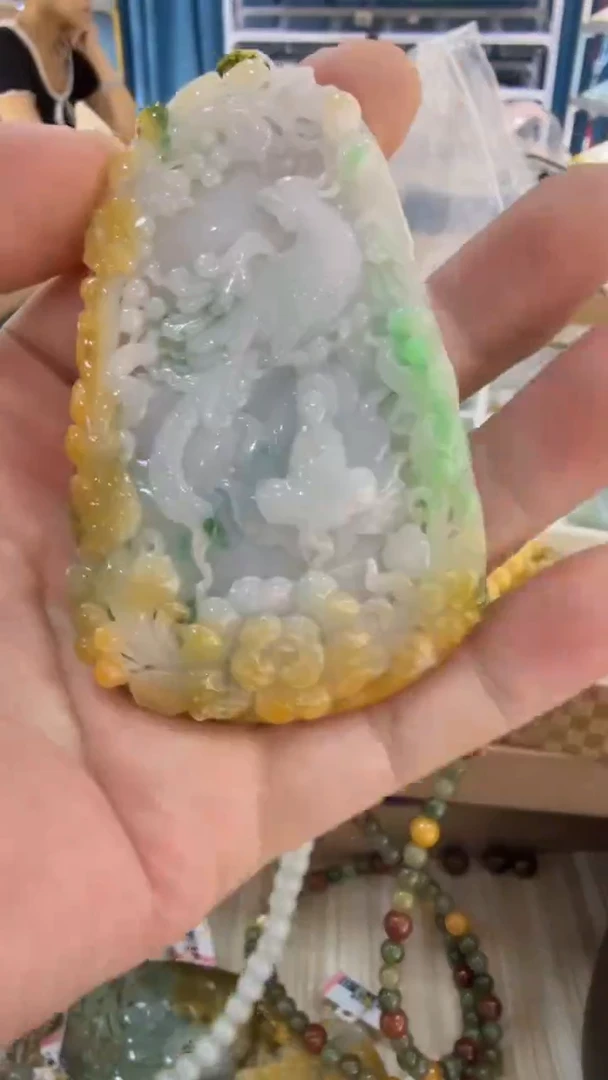 翡翠未镶嵌吊坠(不含链)169