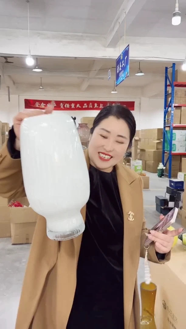 【闪购商品】玻璃唐总花瓶厂微瑕-JQPUA