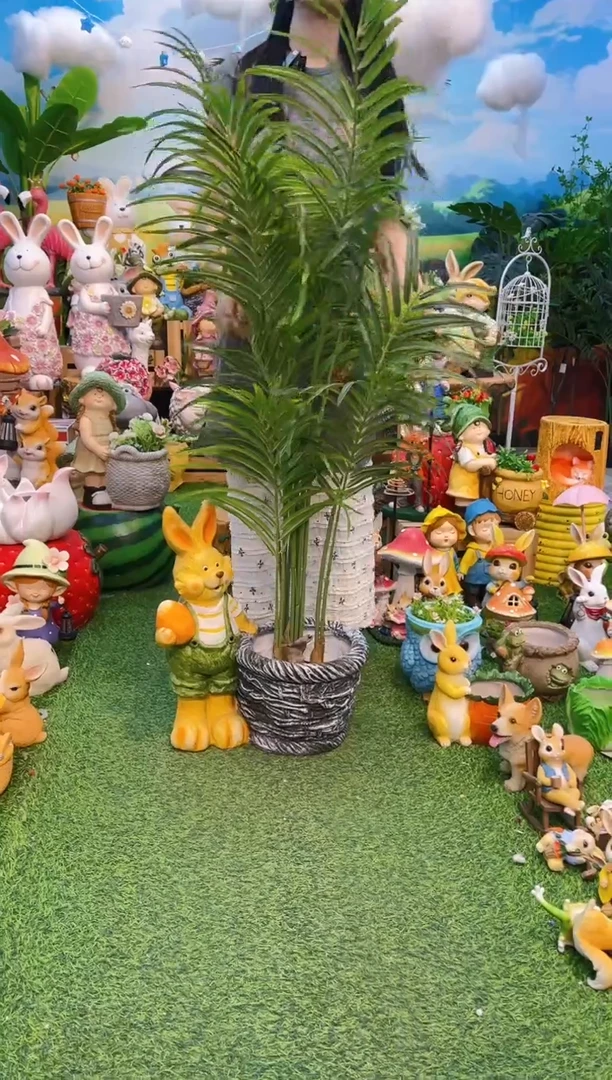 抱蛋兔子