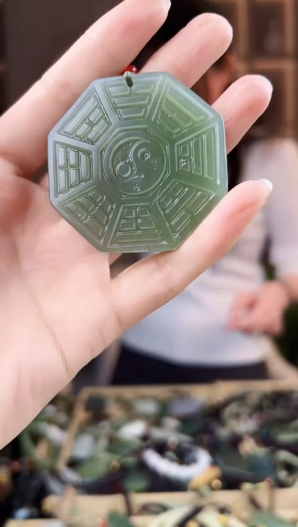 颈饰未镶嵌和田玉拍一发一，多样性发货