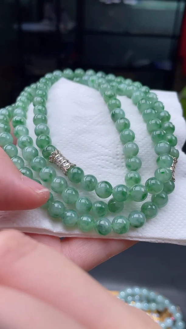 翡翠未镶嵌颈饰35.......