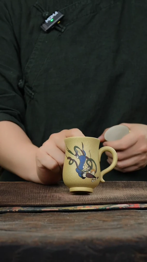 九斋本山绿泥绘敦煌飞天手把杯