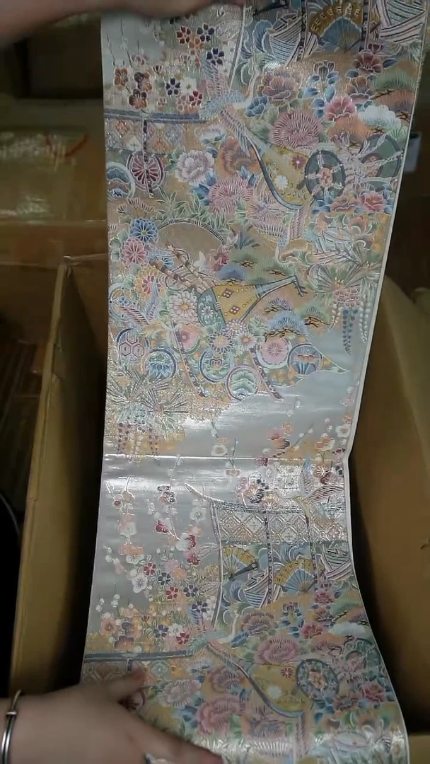 织绣29银箔底乐器花卉