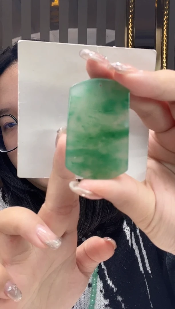 未镶嵌手镯石英质玉68