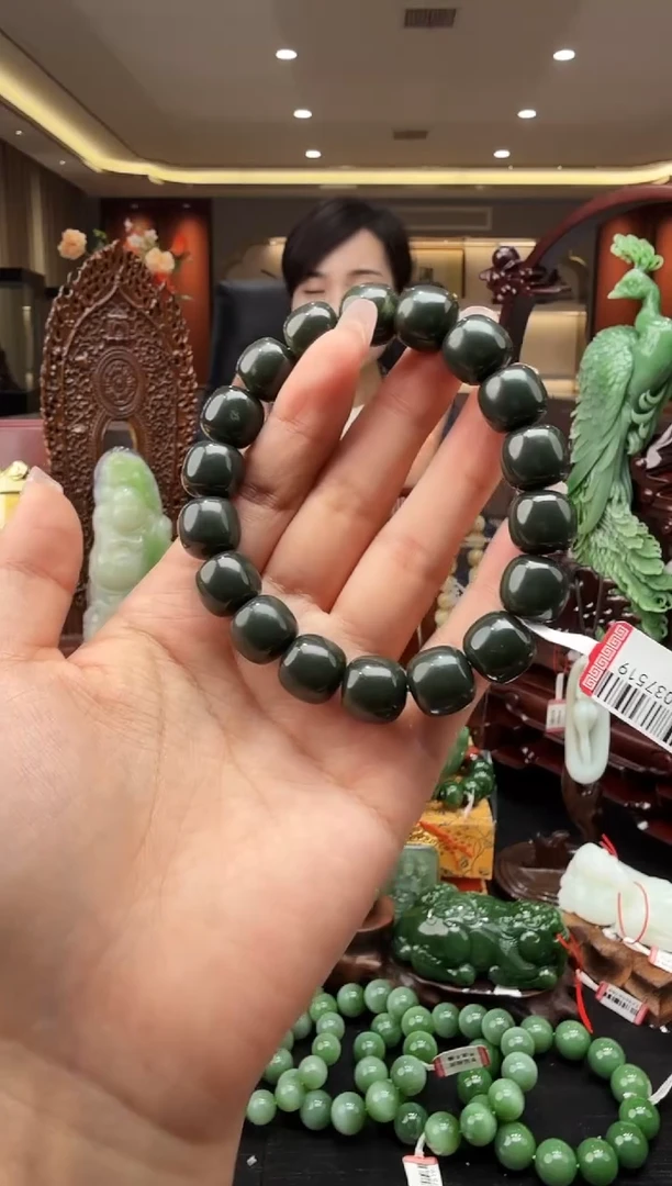 颈饰未镶嵌和田玉5szq12