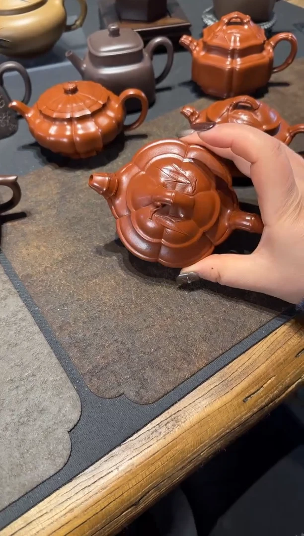 【闪购商品】紫砂茶壶海棠双线竹鼓