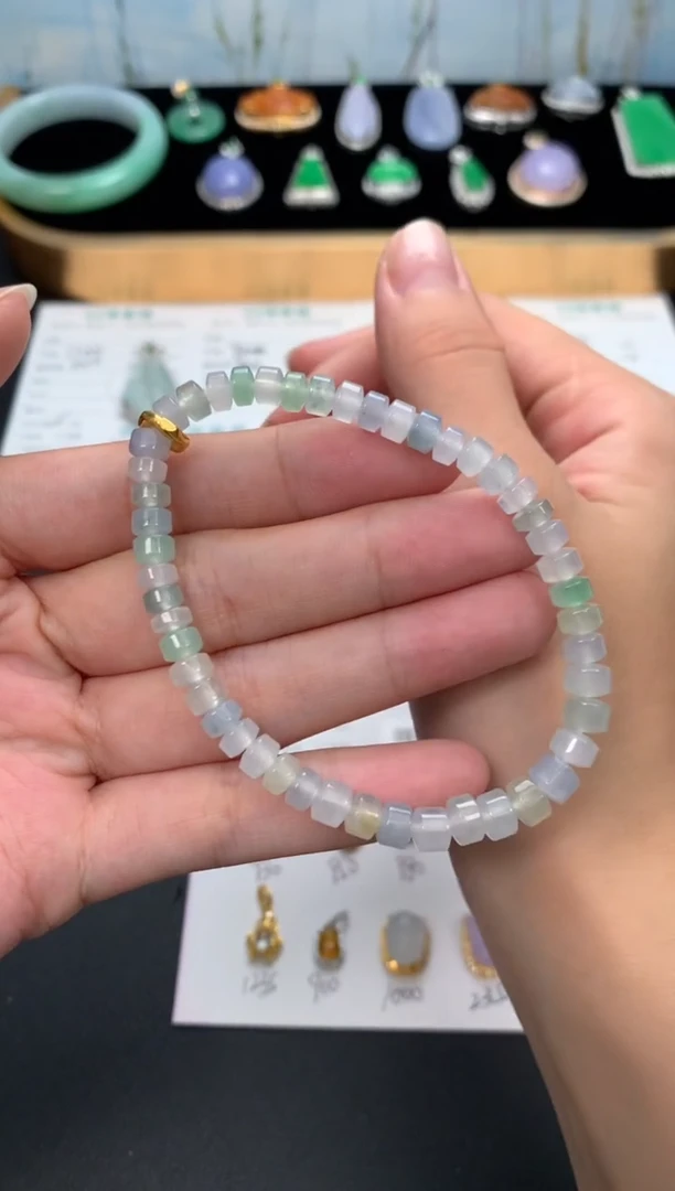 足金镶嵌挂件翡翠然**?48小时鉴赏期 退货不扣服务费