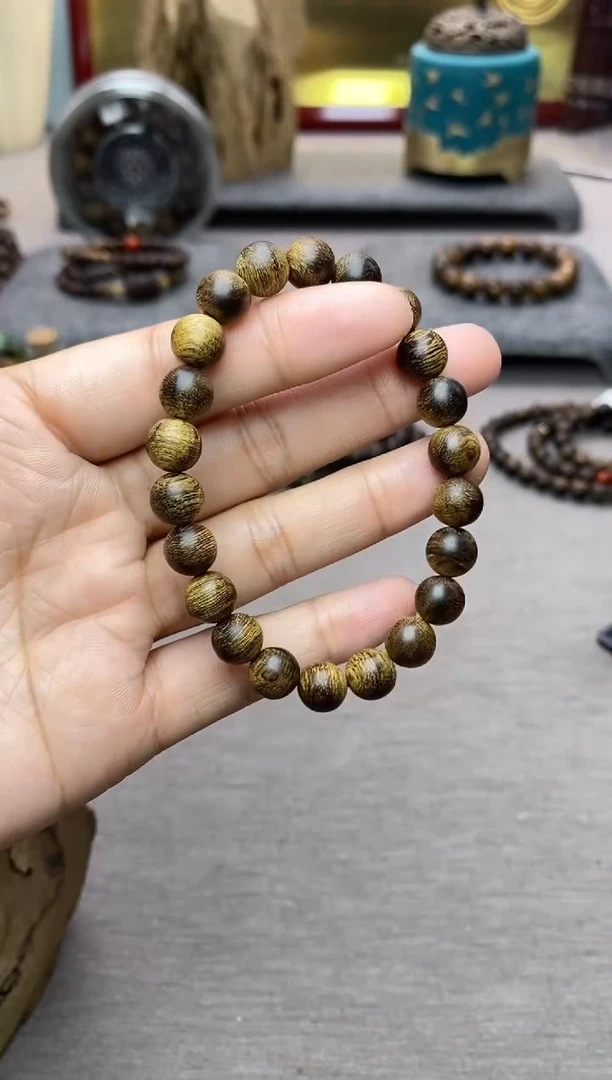 【闪购商品】沉香手串芽庄白棋留疤玉化料08沉水单圈