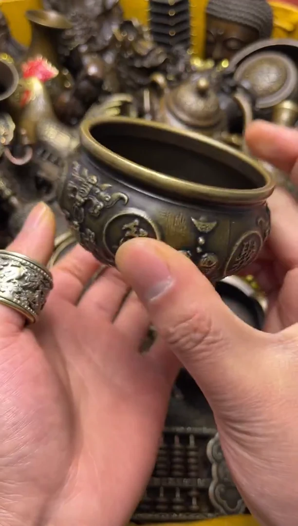 精美铜器，点击下单