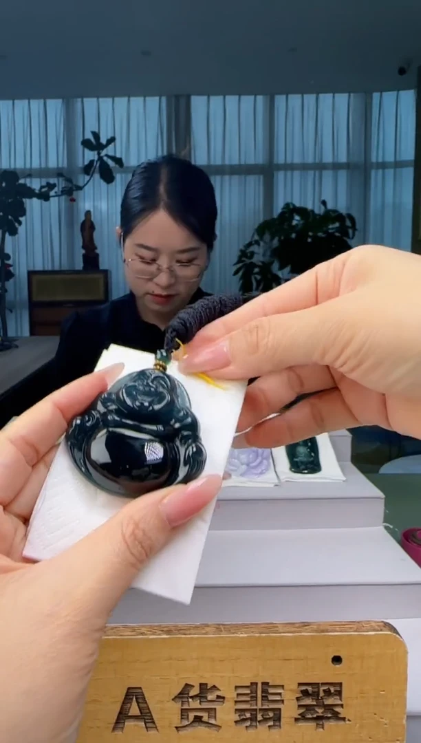 颈饰未镶嵌翡翠茄****黄YJ@@