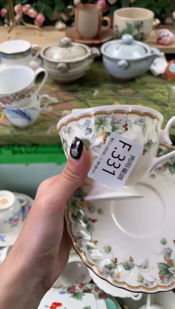 瓷片咕*滴331狗哥瓷器直播间111