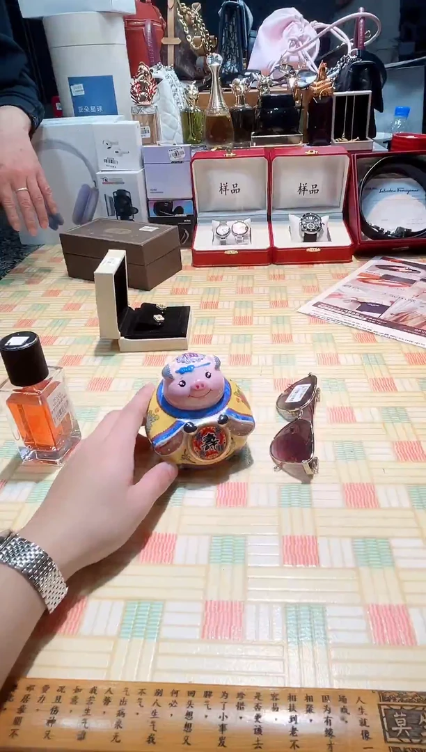 瓷片瓷器 库房到期 全部地板价@@1