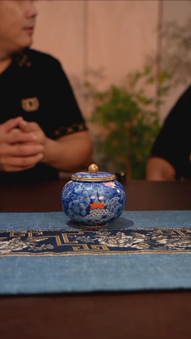 晓剑窑 青花珐琅彩茶叶罐