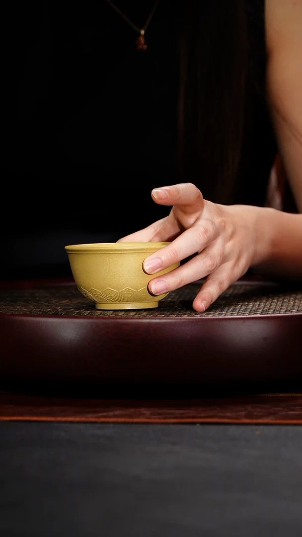 茶壶紫砂如意纹段泥主人杯12 TL