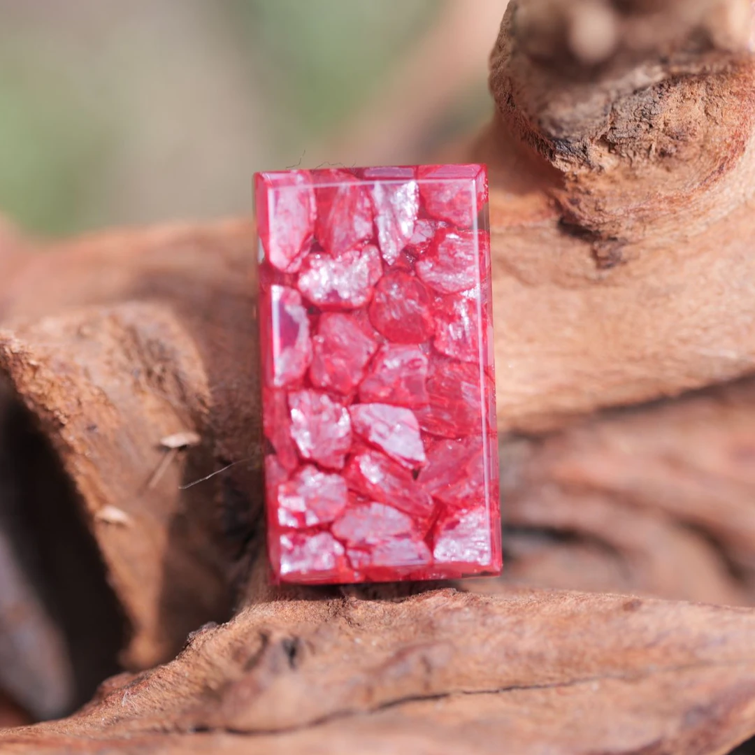 天然辰砂【鸿宇朱砂】全透大颗粒晶体平安小号无事牌男女适戴